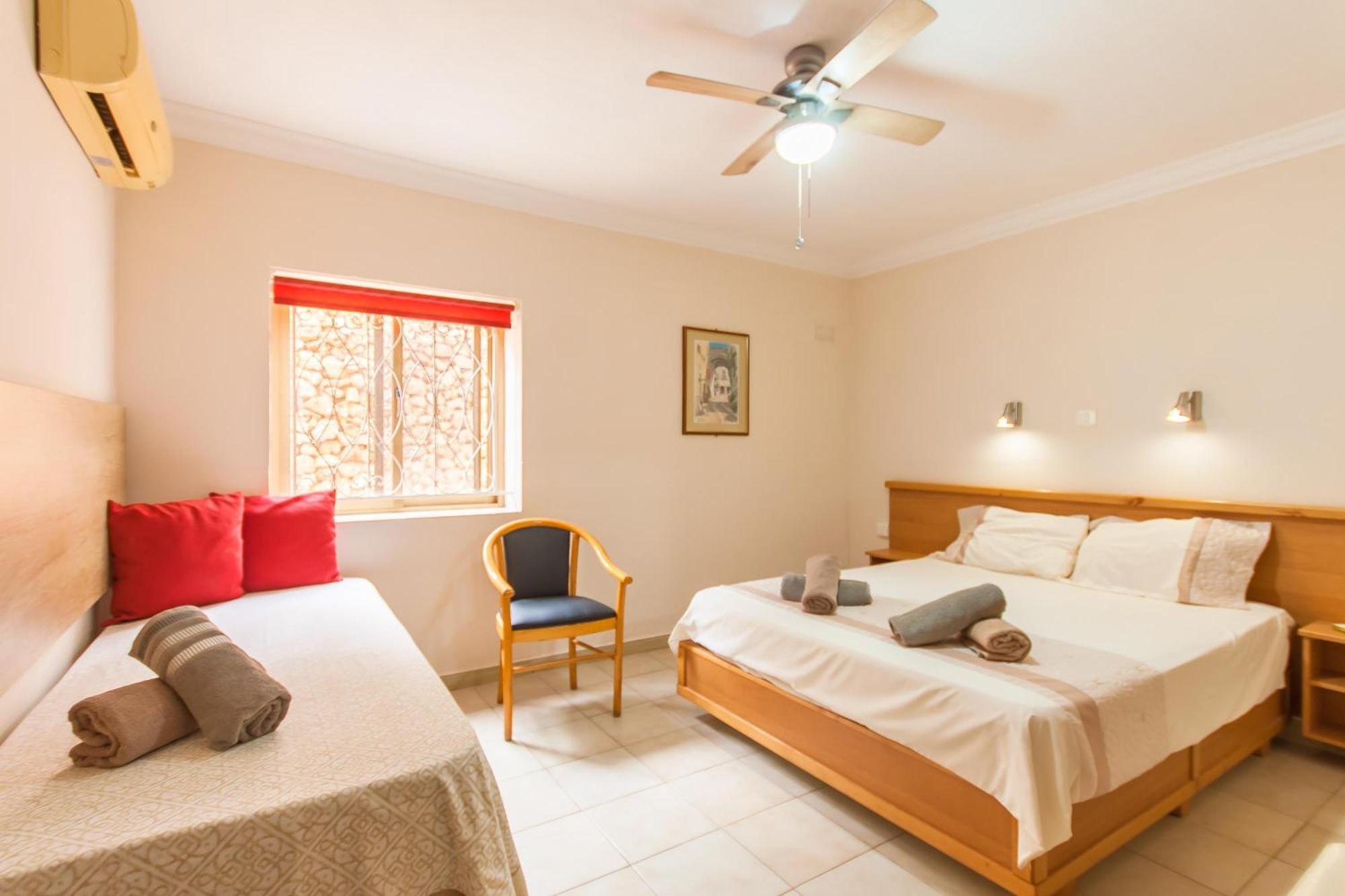 Villa & Pool Apartments In Mellieha Bay Ngoại thất bức ảnh