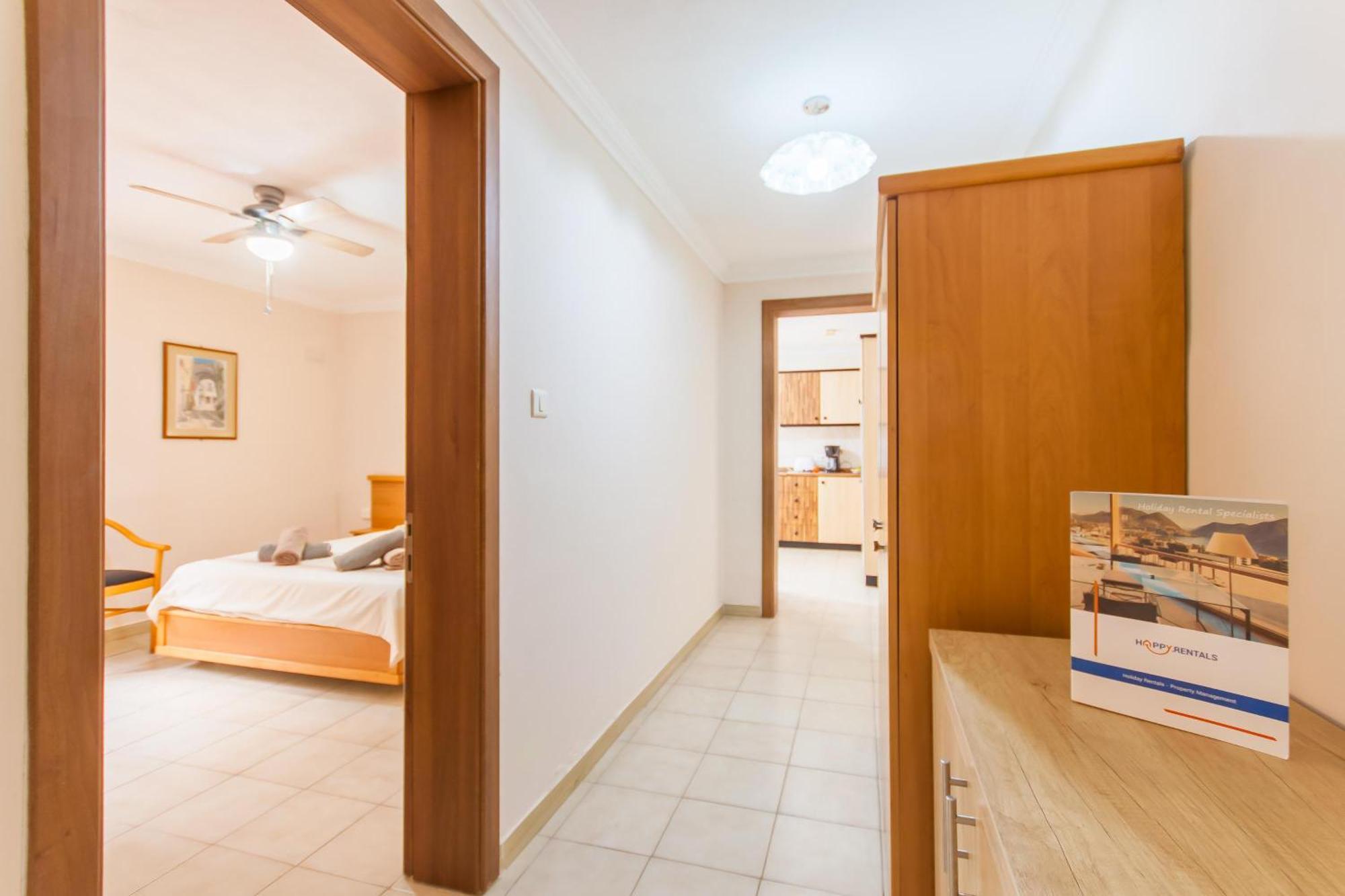 Villa & Pool Apartments In Mellieha Bay Ngoại thất bức ảnh
