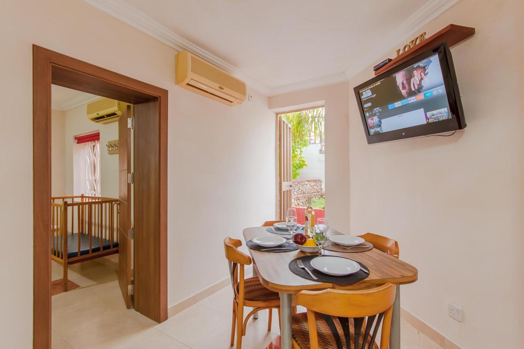 Villa & Pool Apartments In Mellieha Bay Ngoại thất bức ảnh